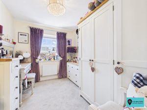 Bedroom- click for photo gallery